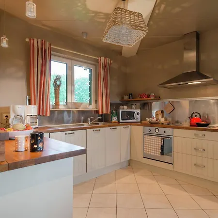 Holiday home Luxury Holiday With Private Garden Thirimont